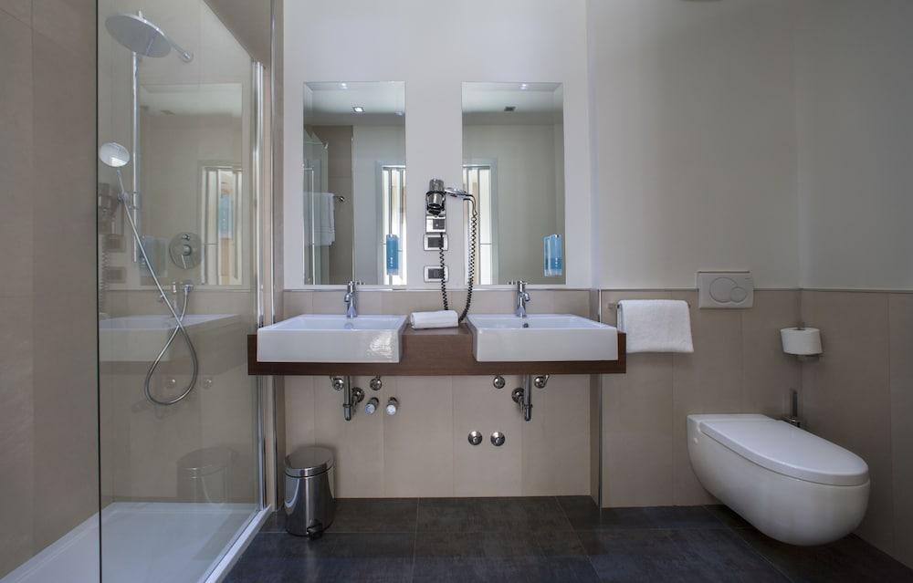 Delle Nazioni Hotel 4*